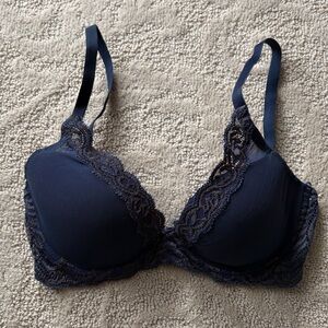 Natori | Feathers Sheer Plunge Bra in Navy 30D/DD